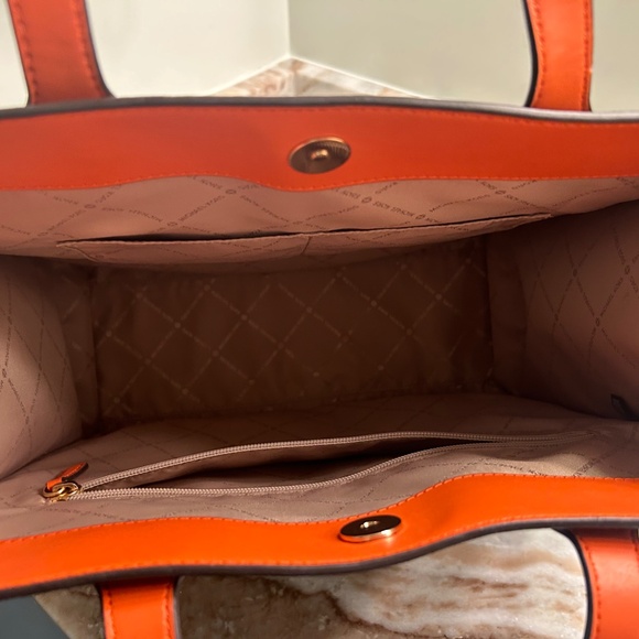 Michael Kors Orange handle/brown body tote with Shoulder strap - Picture 3 of 3